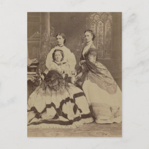 Maria, Empress of Russia Romanov, mother, sister Postcard