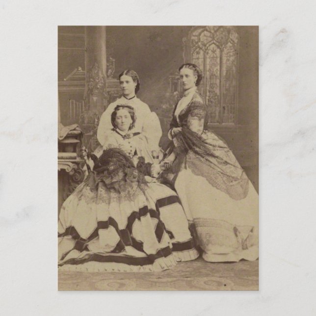 Maria, Empress of Russia Romanov, mother, sister Postcard (Front)