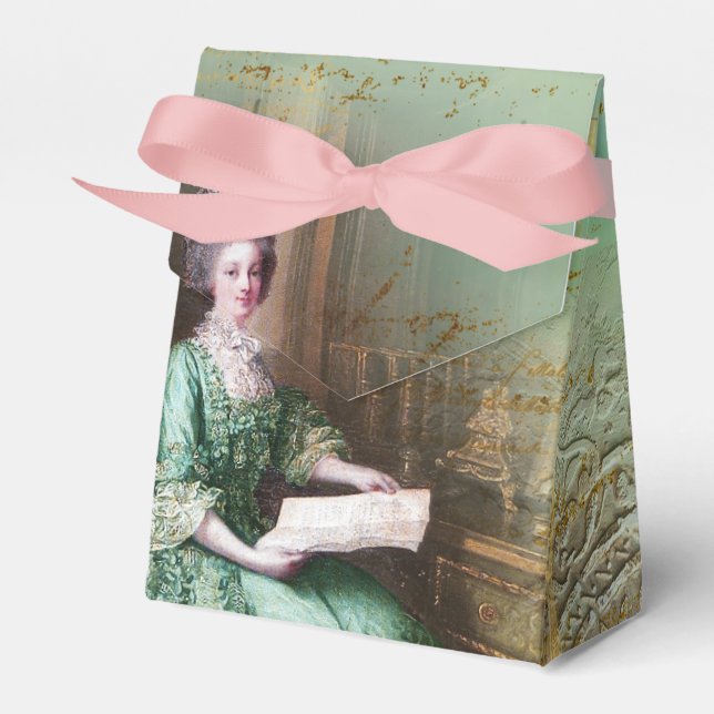 Marie Antoinette Favour Box (Front Side)