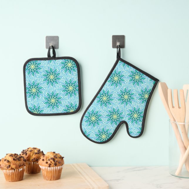 Marine Mosaic Oven Mitt & Pot Holder Set (Insitu(Hanging))