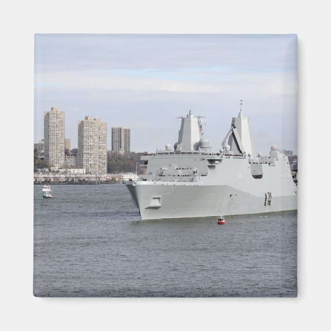 Marines and sailors man the rails magnet (Front)