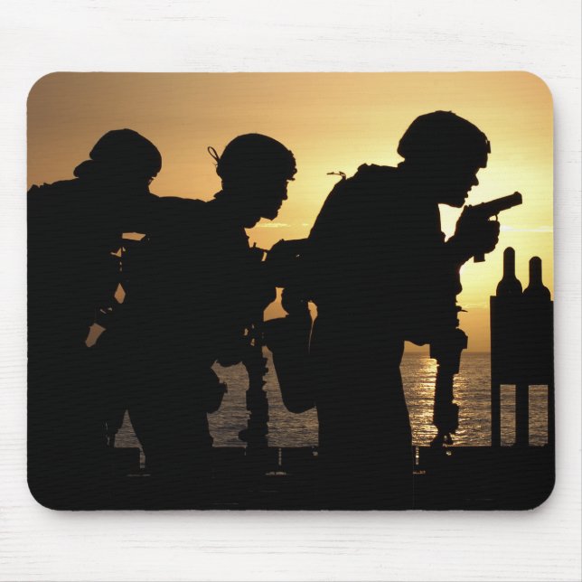 Marines fire 9mm handguns mouse mat (Front)