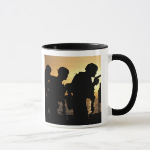 Marines fire 9mm handguns mug