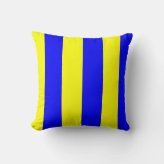 Maritime Flag G — Golf Cushion