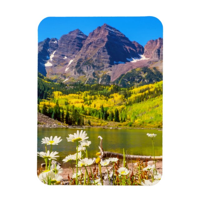 Maroon Bells in Aspen, Colorado Magnet (Vertical)