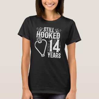 Married 14 Years - Fishing Couple - 14th Wedding A T-Shirt