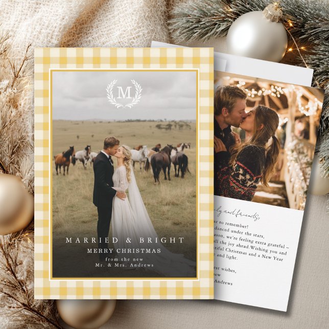 "Married & Bright" Gingham Monogram Crest 2 Photo Thank You Card ("Married & Bright" Gingham Monogram Crest 2 Photo Thank You Card)