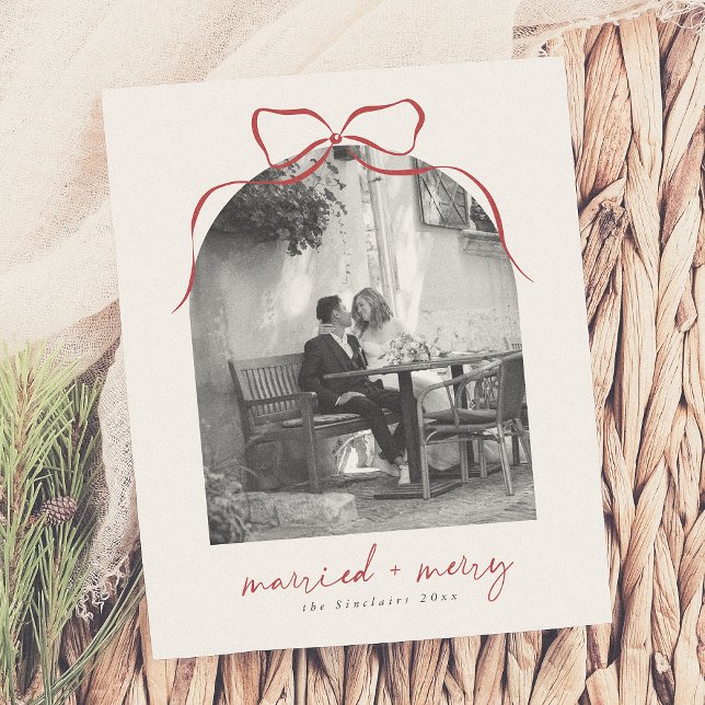 Married & Merry Bow Arch Photo Budget Christmas (Creator Uploaded)