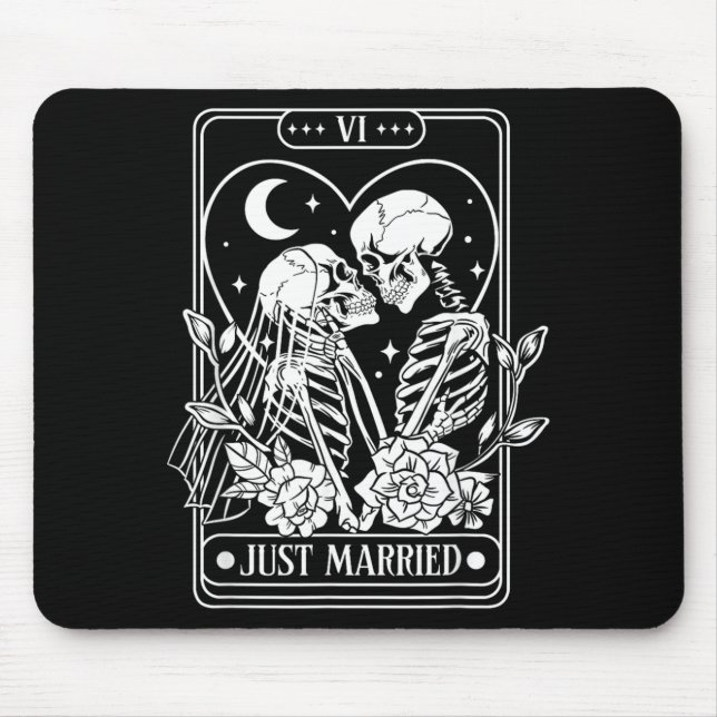Married Skeleton Couples Tarot Card Mr Mrs Gothic Mouse Mat (Front)