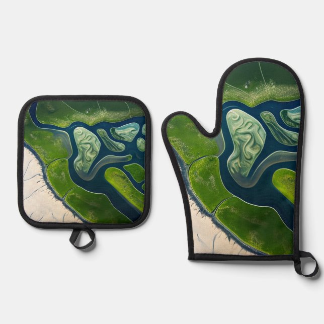 Marshland Elegance Oven Mitt & Pot Holder Set (Front)