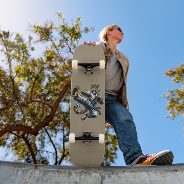 Martial Arts Tiger Skateboard (Outdoor 1)