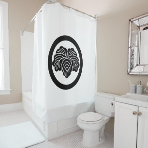 Maru ni tsuta (Tamon Kamon style) Shower Curtain