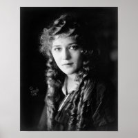 Mary Pickford — America’s Sweetheart