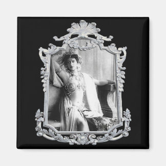 Mata Hari Magnet