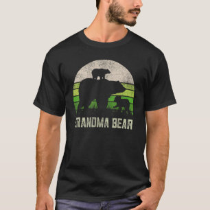 Matching Family Outfits Grandma Bear Grandkids 2 K T-Shirt