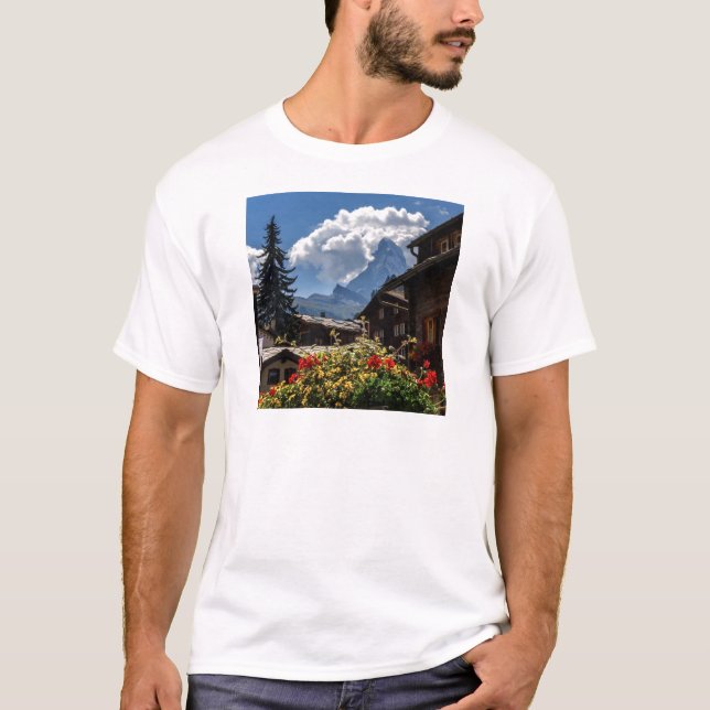 Matterhorn and Zermatt village houses, Switzerland T-Shirt (Front)