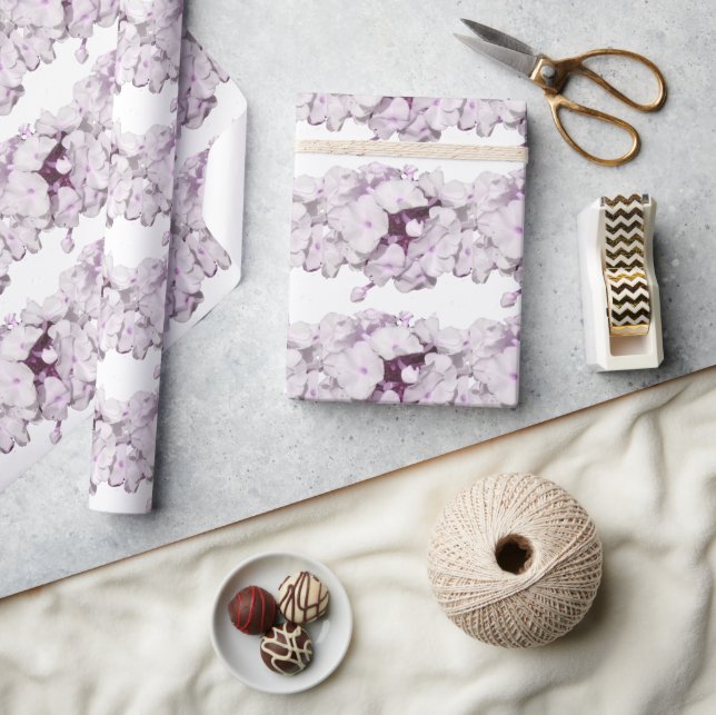 Mauve Floral Pattern Wrapping Paper (Crafts)