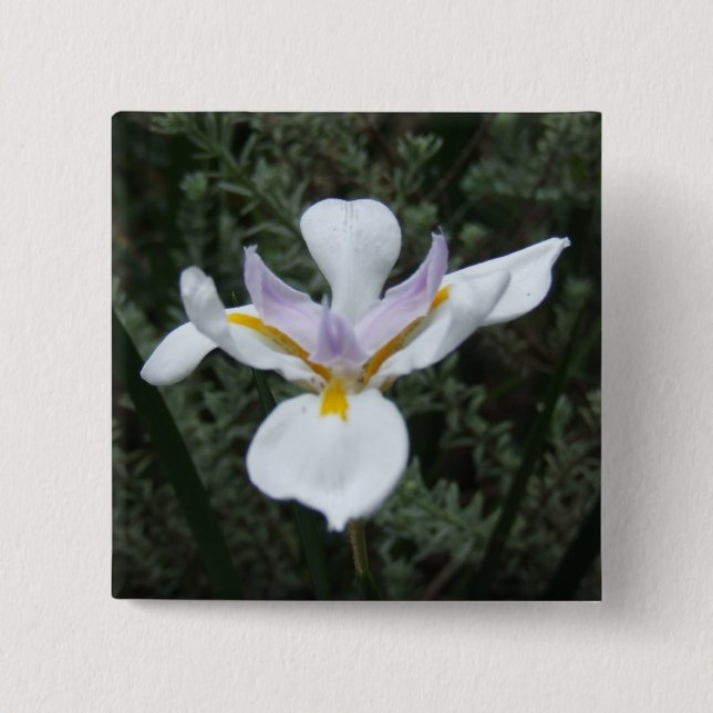 MAUVE IRIS FLOWER BADGE (Front)