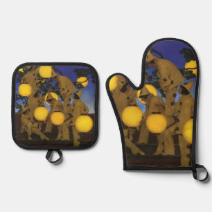 Maxfield Parrish The Lantern Bearers 1908 Vintage Oven Mitt & Pot Holder Set