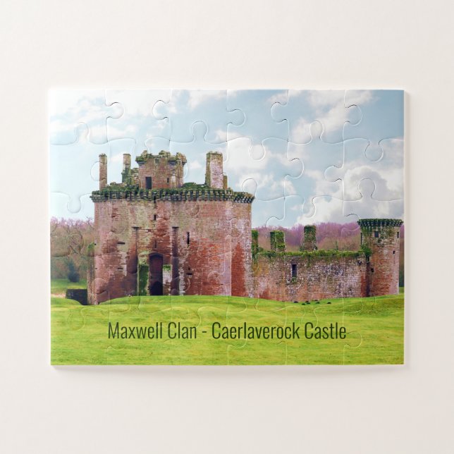 Maxwell Scottish Clan'sCaerlaverock Castle Puzzle (Horizontal)
