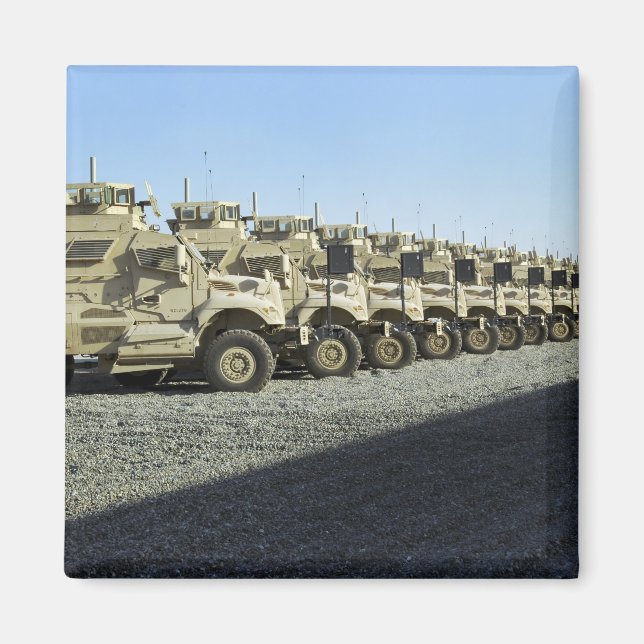 MaxxPro Magnet (Front)