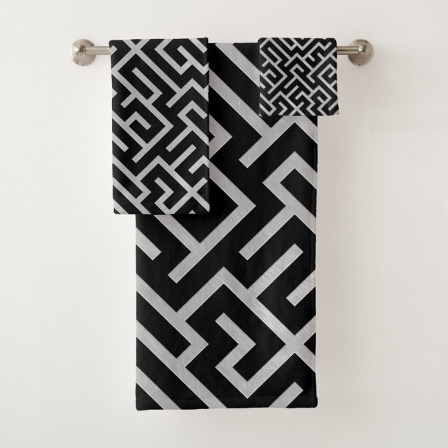 Maze -Black and Silver- Bath Towel Set (Insitu)