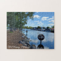 McHenry, Illinois | The Fox River Walkway