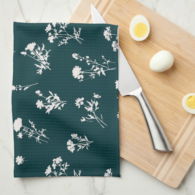 Meadow wild flower delicate pattern - teal tea towel (Quarter Fold)