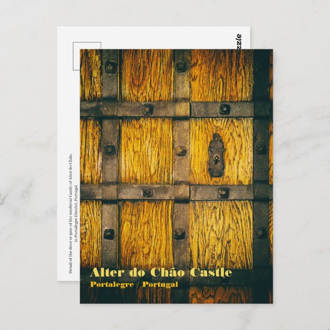 Mediaeval castle gate close-up postcard (Front/Back)