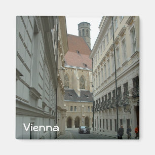 Mediaeval street magnet
