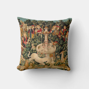 Mediaeval Unicorn Tapestries Print: Met Cloisters Cushion