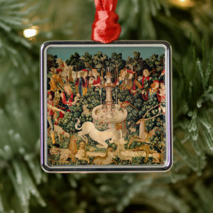 Mediaeval Unicorn Tapestries Print: Met Cloisters Metal Tree Decoration