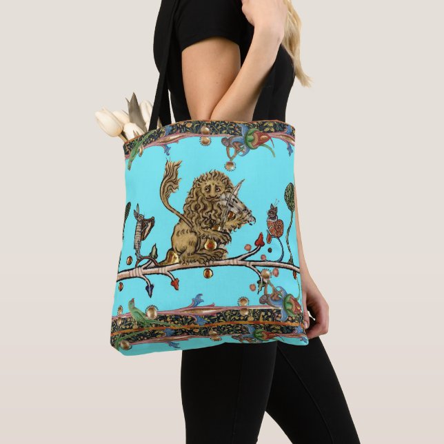 MEDIEVAL BESTIARY MAKING MUSIC Violinist Lion Blue Tote Bag (Close Up)