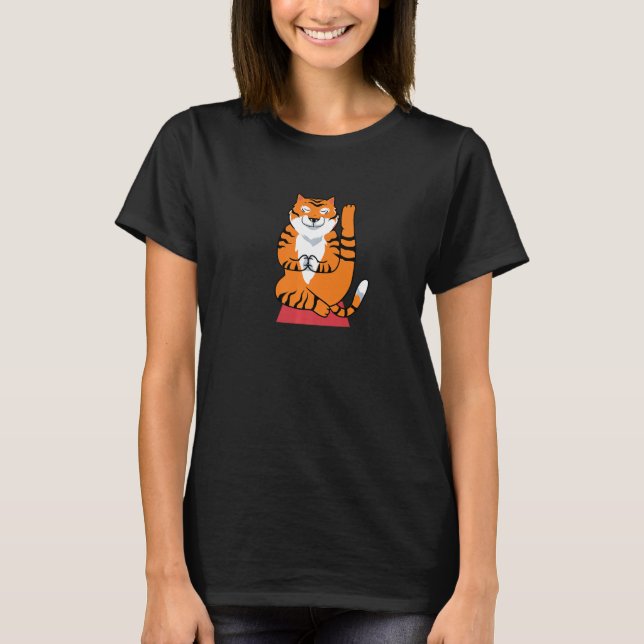 Meditating statue tiger relaxation mindfulness yog T-Shirt (Front)