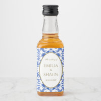Mediterranean-style Blue and White Pattern