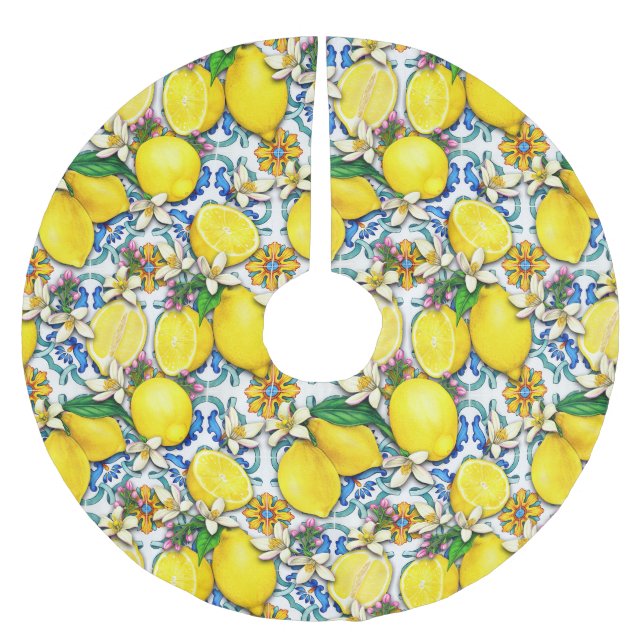 Mediterranean Traditional Pattern With Lemons Brushed Polyester Tree Skirt (Front)