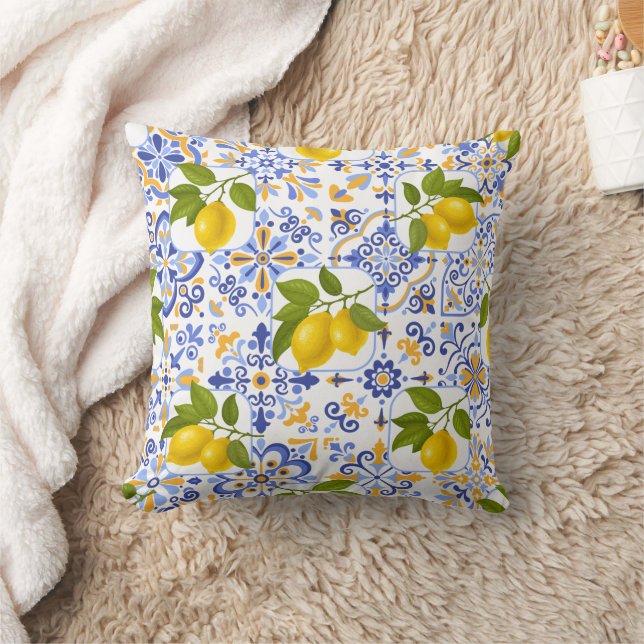 Mediterrenean Citrus Lemon pattern Cushion (Blanket)