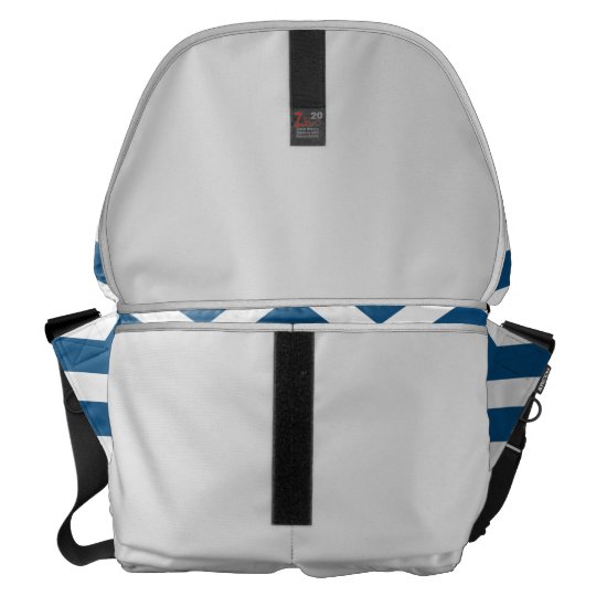 Medium Messenger Bag Outside Navy Chevron Print