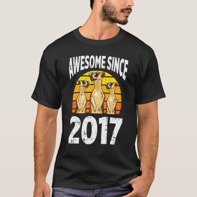 Meerkat Awesome Since 2017 5th Birthday 5 Years Ol T-Shirt (Front)