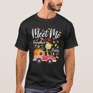 Meet Me At The Pumpkin Patch Giraffe Pumpkins Kid T-Shirt