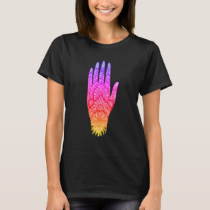 Mehndi Hand Tattoo Art Design Rainbow T-Shirt