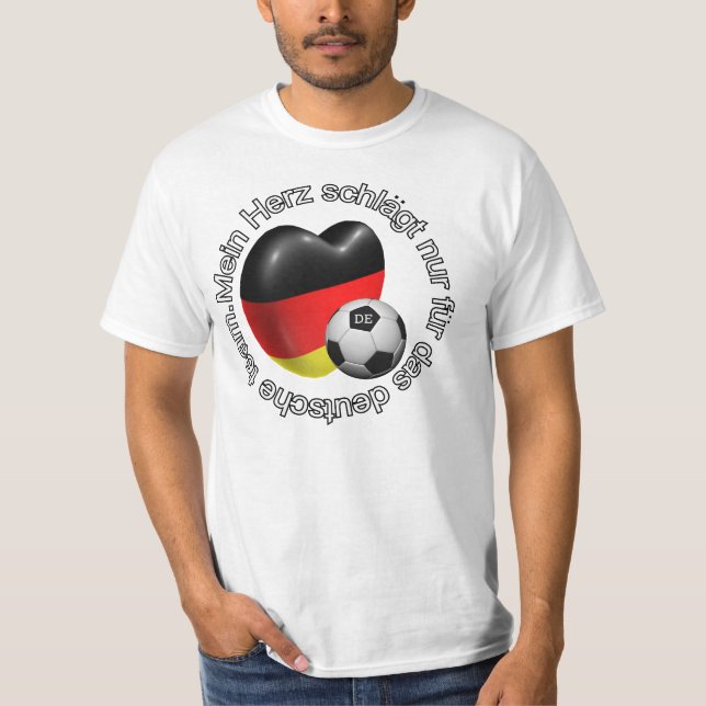 Mein herz schladt nur fur das deutsche team T-Shirt (Front)