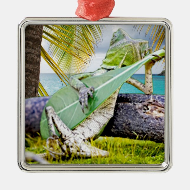 Mele Kalikimaka Metal Tree Decoration (Front)