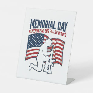 Memorial Day Fallen Heroes Patriotic Soldier Shirt Pedestal Sign