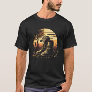 Memorial Day Fallen Soldier Veteran American Flag  T-Shirt