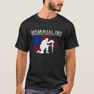 Memorial Day Remembering Our Fallen Heroes US Flag T-Shirt