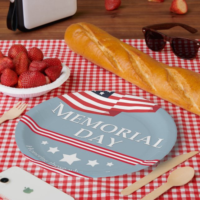Memorial Day Typography America Flag Stylish Cool Paper Plate (Picnic)
