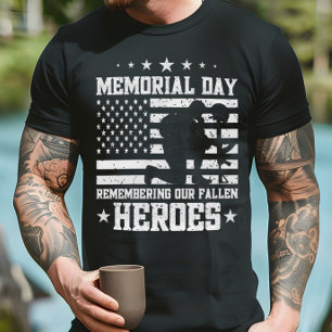 Memorial Day Vintage Design Veterans Day USA Flag  T-Shirt