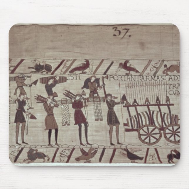 Men carrying arms to the ships and pulling a mouse mat (Front)