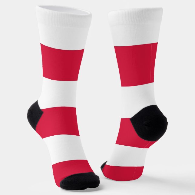 Men crew socks with flag of Poland (Angled)